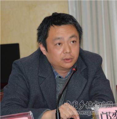 鄺奕軒:落實中央一號文件推進(jìn)農(nóng)村生態(tài)環(huán)境治理(圖1) 8 鄺奕軒.jpg