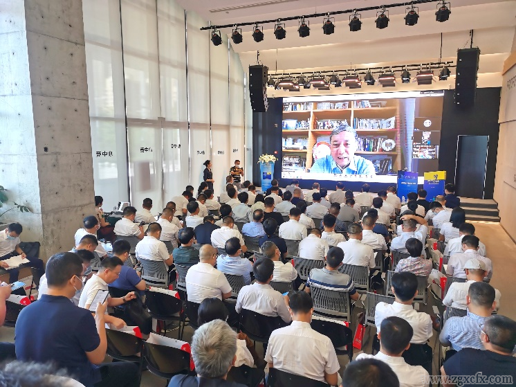 資訊 | 《湖南鄉(xiāng)村振興藍(lán)皮書》發(fā)布會暨湖南鄉(xiāng)村振興2021年“十大”優(yōu)秀案例發(fā)布儀式在長沙舉行(圖3) 圖片3.png