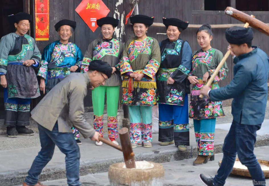 湖南鄉(xiāng)村振興十大案例村 | 花垣縣十八洞村:實(shí)施“六大行動(dòng)”再創(chuàng)鄉(xiāng)村振興新高地(圖3) 微信圖片_20220921092218.png